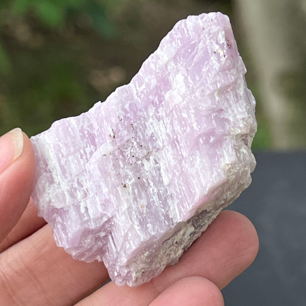 Kunzit piatra bruta | Model 4, pietre semipretioase - druzy.ro 3 