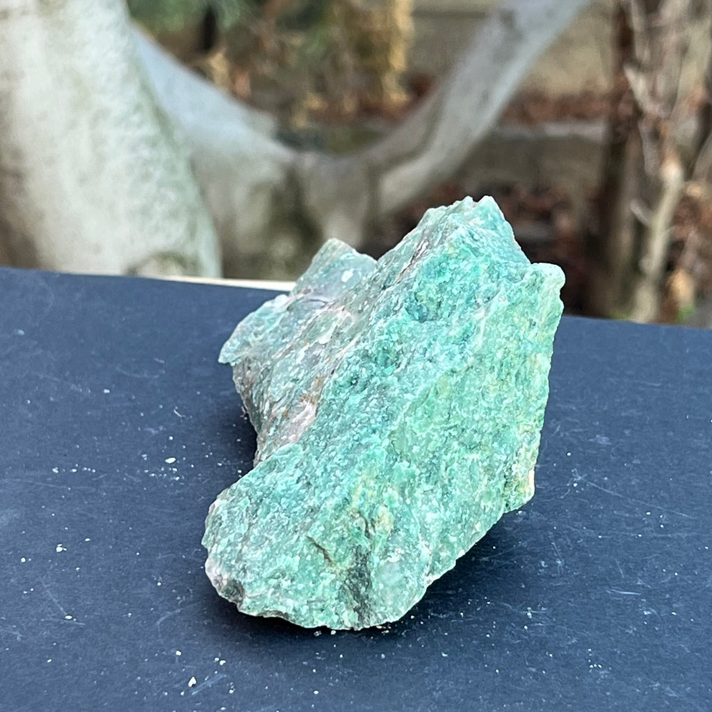 Jad verde piatra bruta model 37, druzy.ro, cristale 4