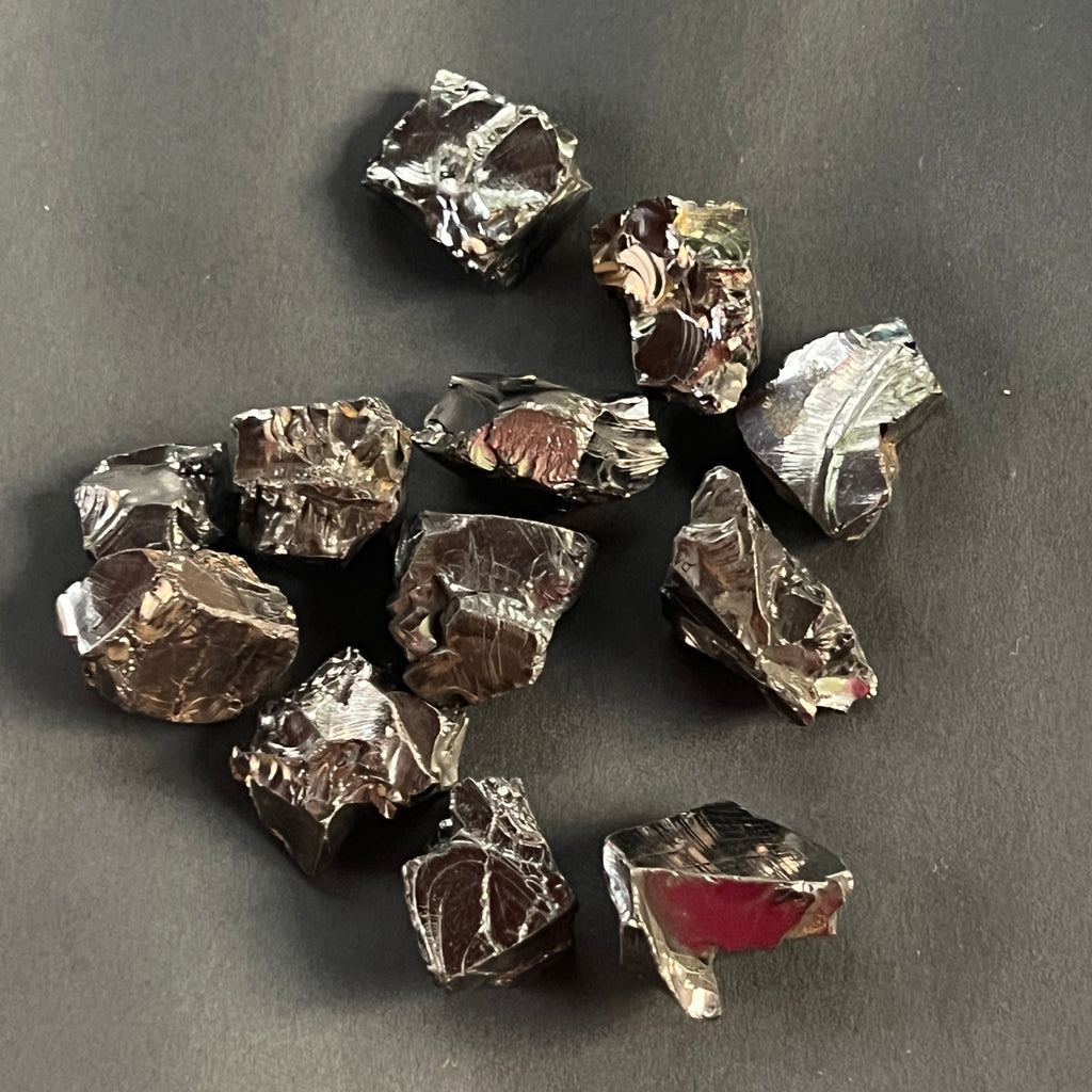Shungit cristalizat Elite (Nobil) piatra bruta, pietre semipretioase - druzy.ro 3 