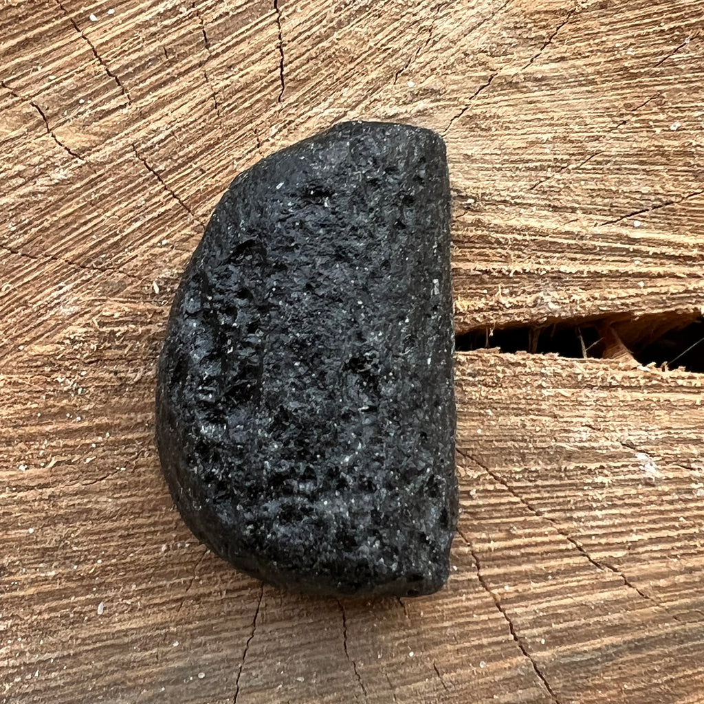 Tectita neagra, meteorit piatra bruta, tektit m6, druzy.ro, cristale 2