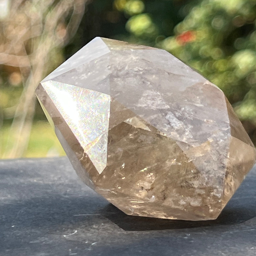 Cuart fumuriu curcubeu forma diamant model 4, druzy.ro, cristale 3