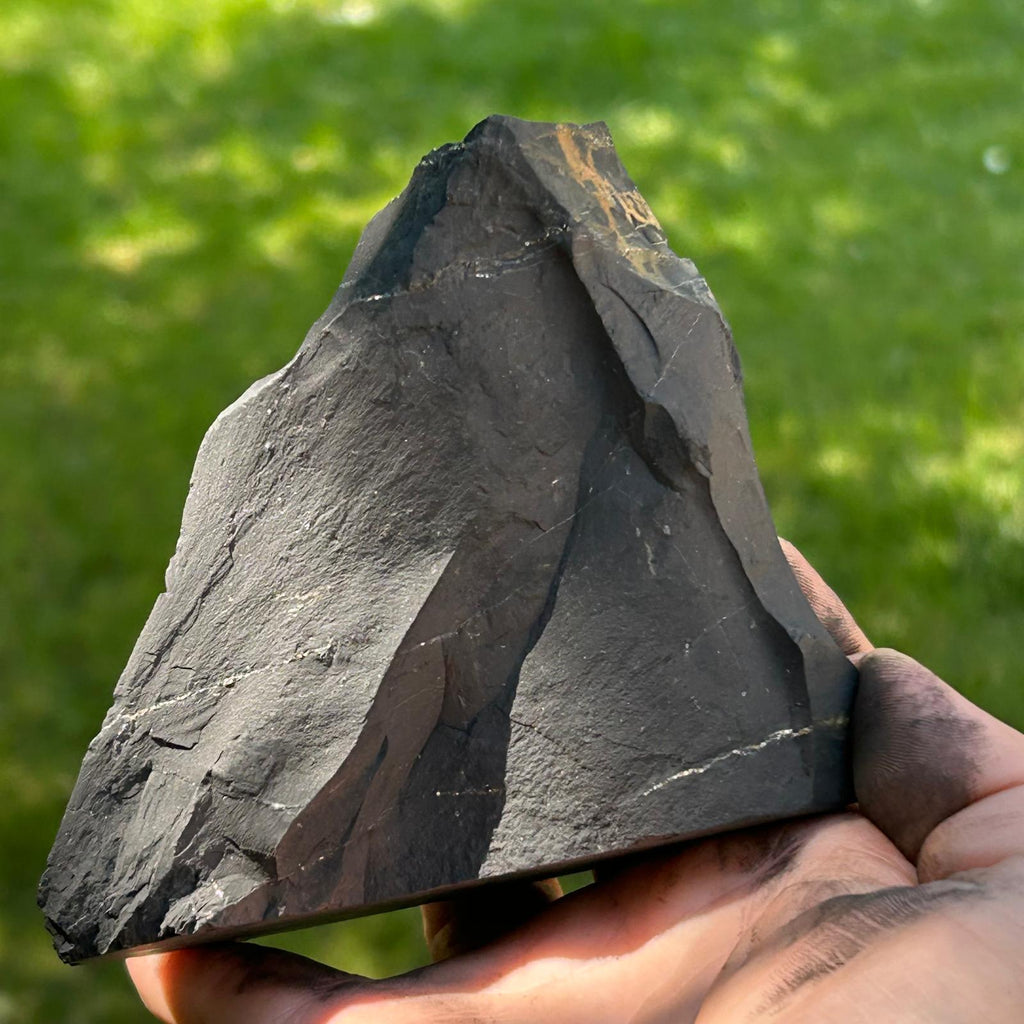 Shungit piatra bruta XXL model 8, pietre semipretioase - druzy.ro 2 