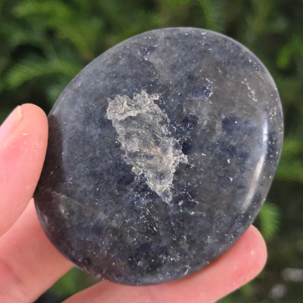 Palmstone Iolit (safir de apa) din Madagascar model 7, pietre semipretioase - druzy.ro 2 