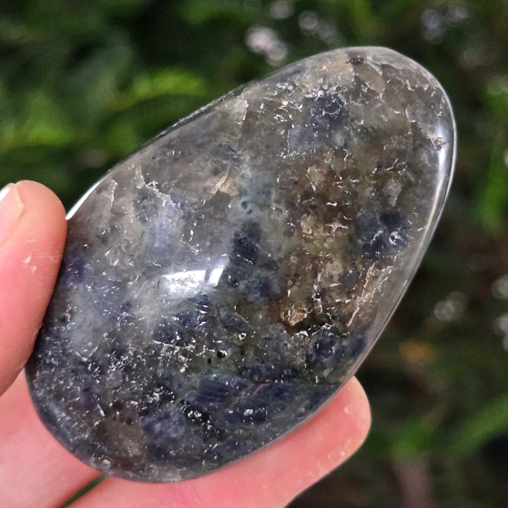 Palmstone Iolit (safir de apa) din Madagascar model 1, pietre semipretioase - druzy.ro 1 