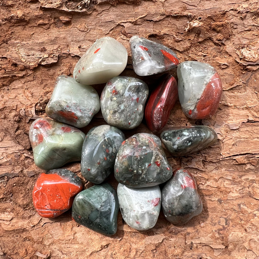 Jasp heliotrop piatra sangelui indian rosu,piatra rulata, druzy.ro, cristale 1