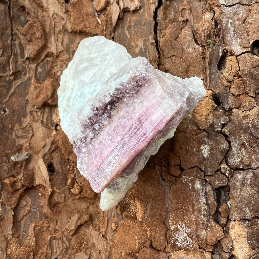 Turmalina roz bruta m9, druzy.ro, cristale 3